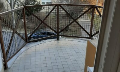 Eladó Erkélyes, Két Szobás Lakás, Saját Parkolóval Budapest XXII kerület Regényes Utcában